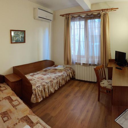 Medic Hotel صوفيا المظهر الخارجي الصورة